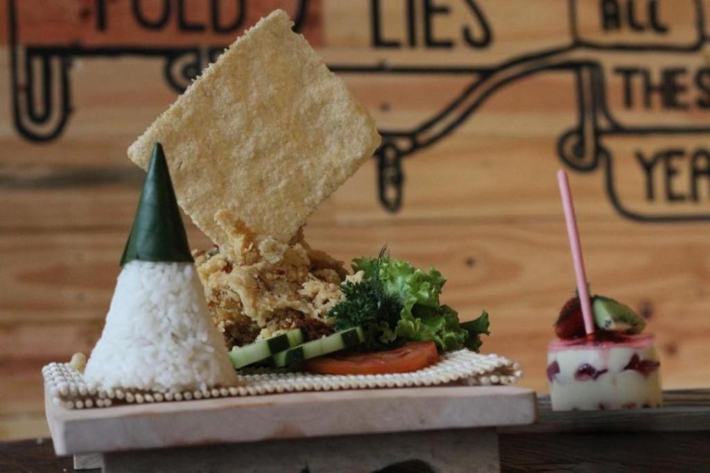 Hazotel Semarang Ngoại thất bức ảnh